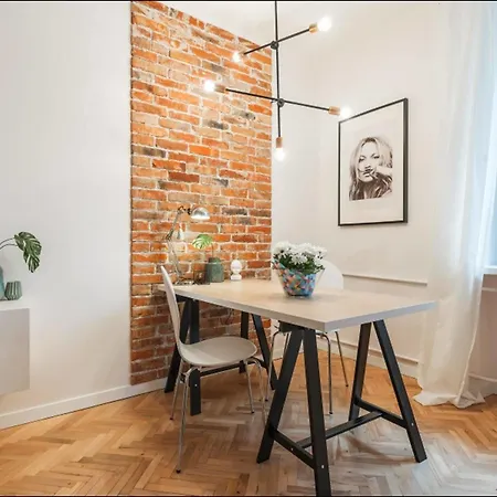 P&o Metro Centrum * ワルシャワ