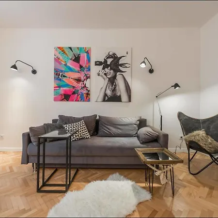 Appartement P&o Metro Centrum *