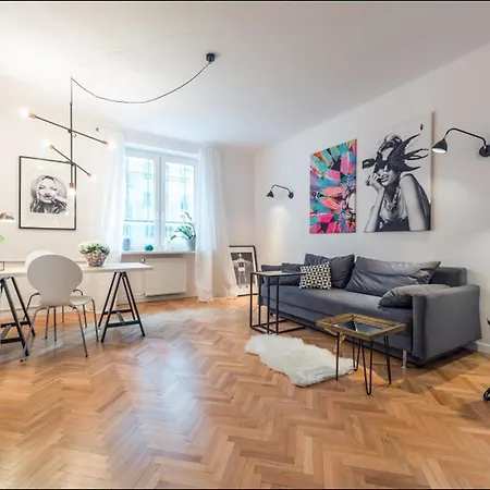 P&o Metro Centrum Warszawa