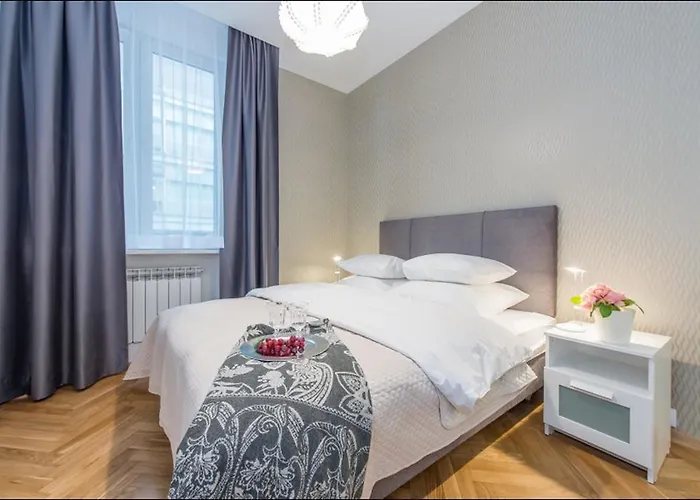 P&o Metro Centrum * Varşova